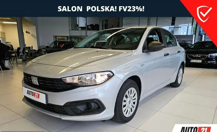 małopolskie Fiat Tipo cena 49900 przebieg: 60800, rok produkcji 2021 z Bielawa